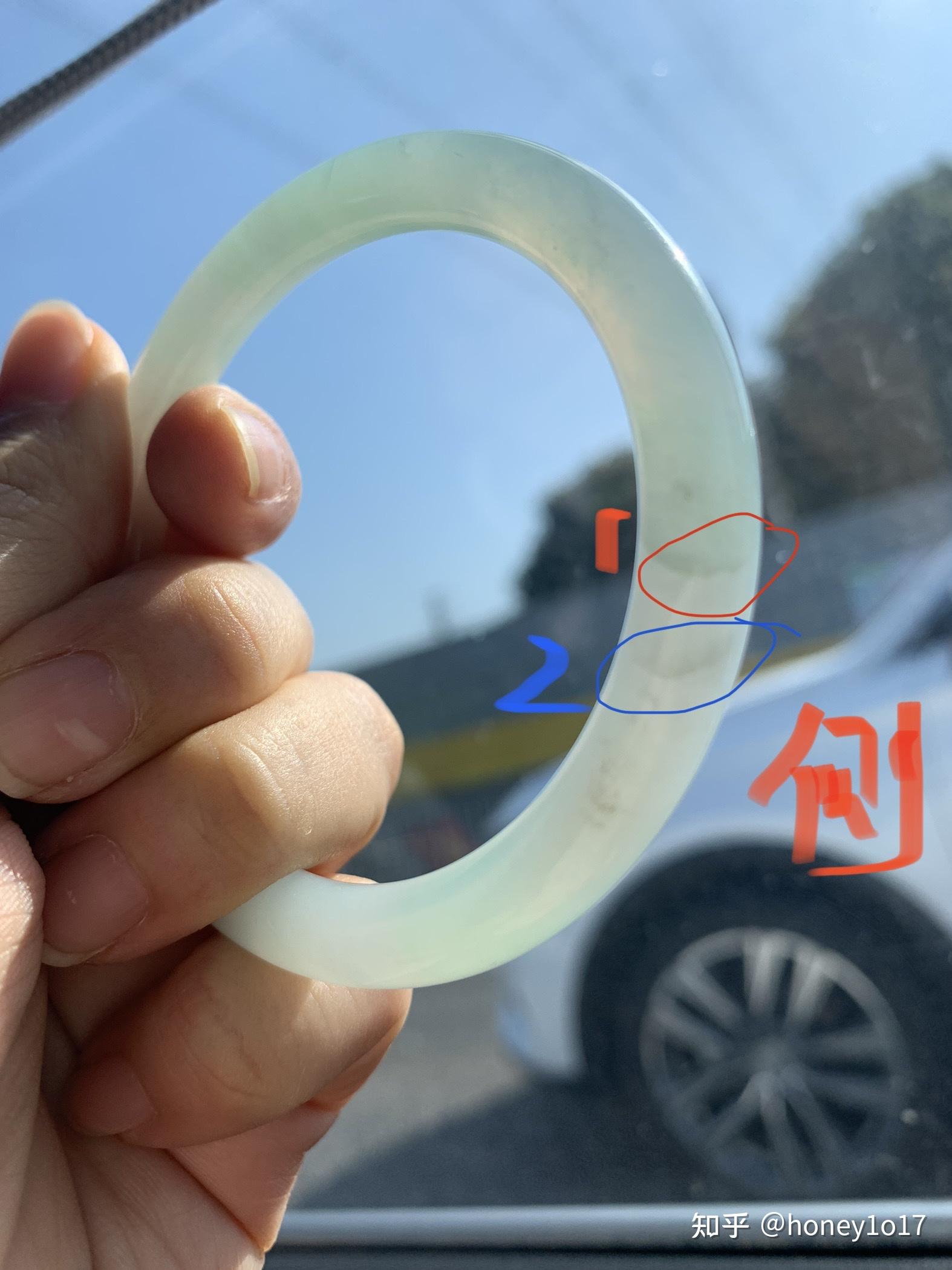 请各位懂翡翠翠友或大神看看这个是纹还是裂是否影响佩戴牢固