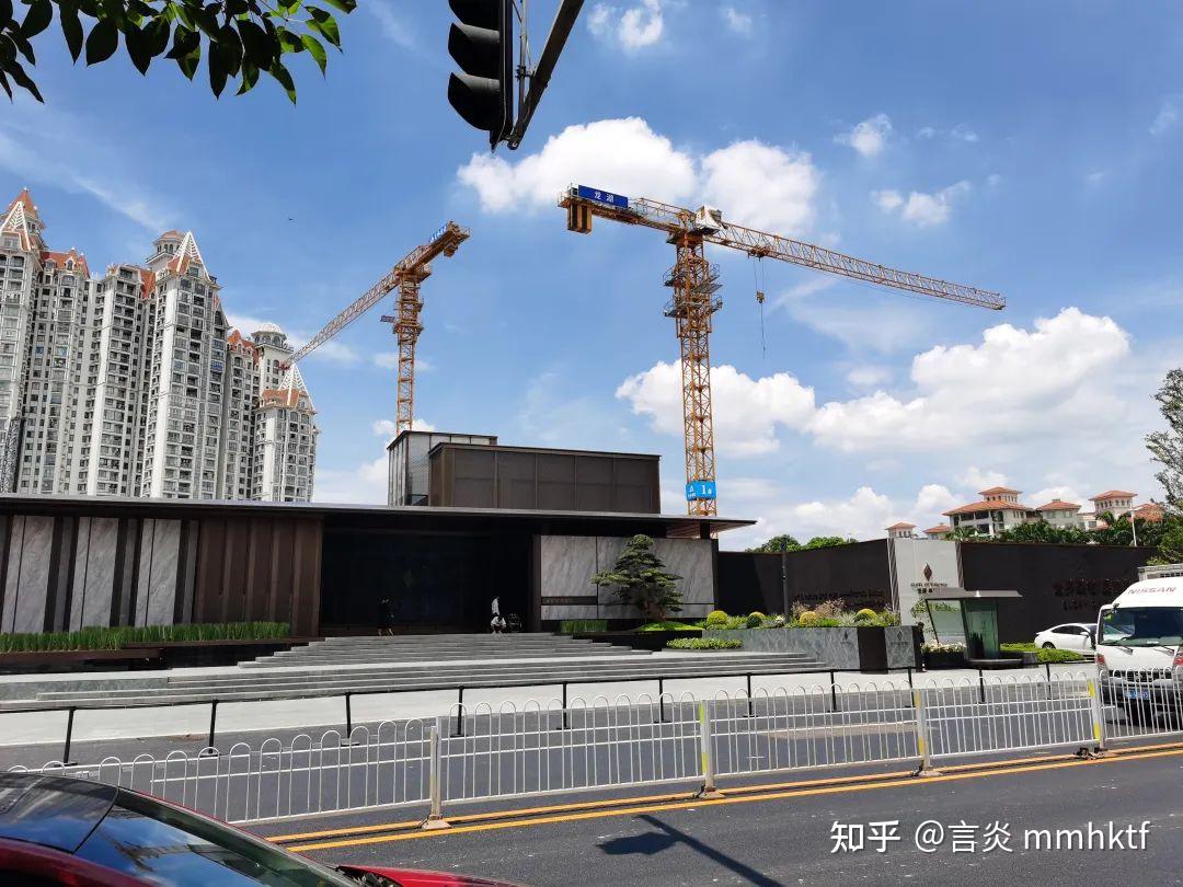 吹风5万+，江景新盘龙湖·御湖境的样板房，抢先拍到了！ - 知乎