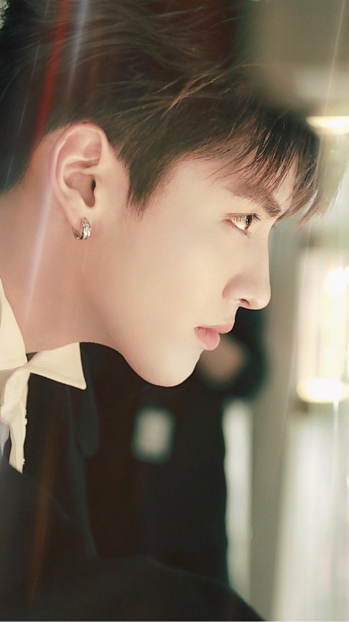 你是何时发现了吴亦凡的帅? - 知乎