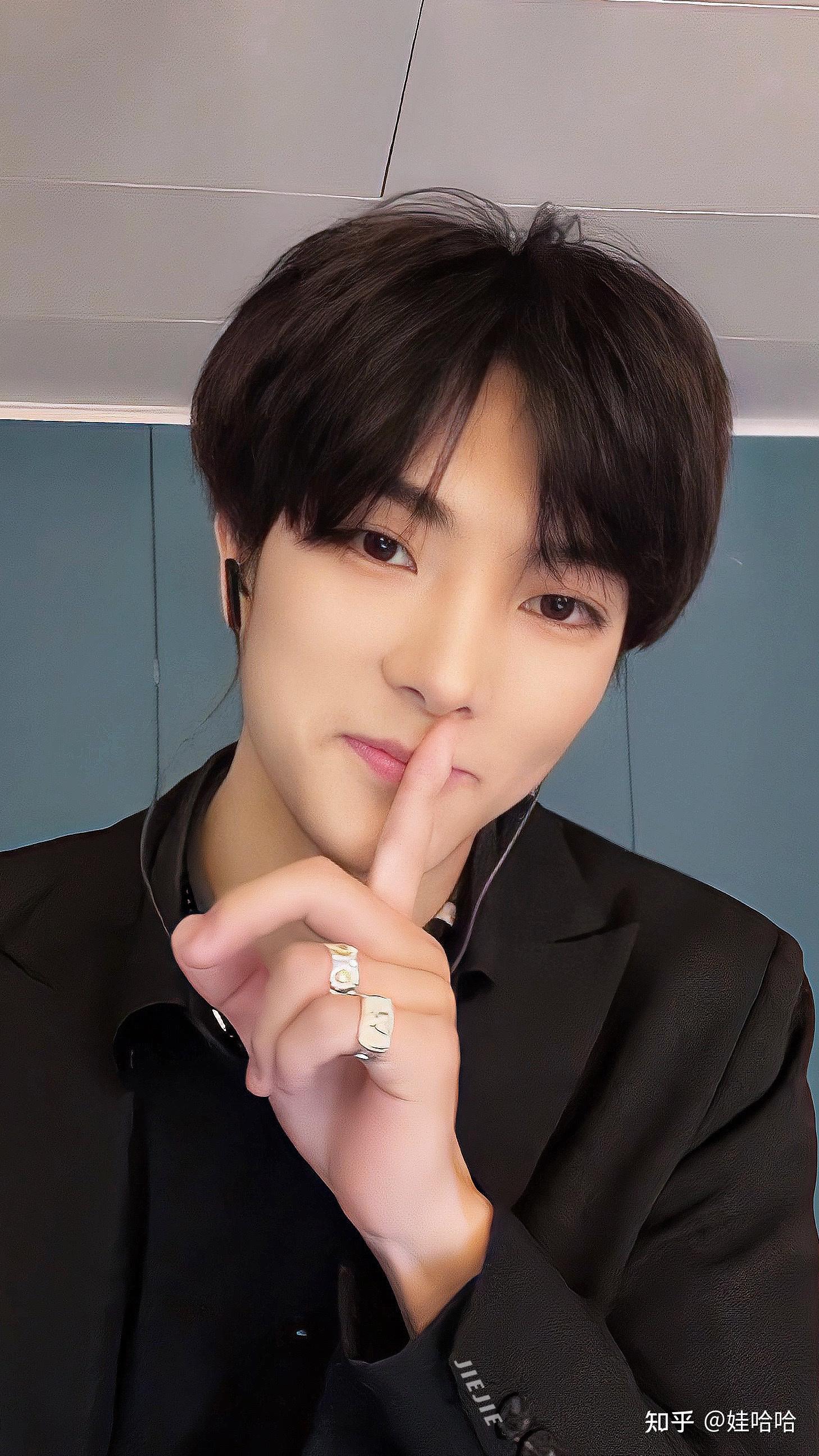 怎样看待评价抖音甩头哥沐星欢