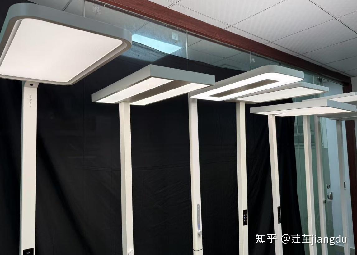霍尼韦尔台灯怎么样?书客、霍尼韦尔、柏曼护眼大路灯经典测评 - 知乎