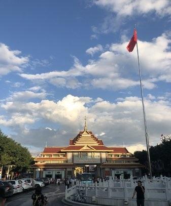 秀云南芒市民族文化宫玩多久这个民族文化宫有什么特别的