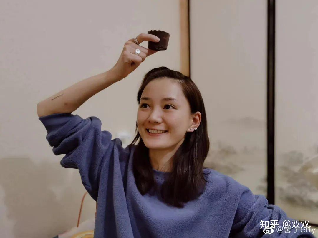 从女主角到视频博主, 馨子才是人间清醒! - 知乎