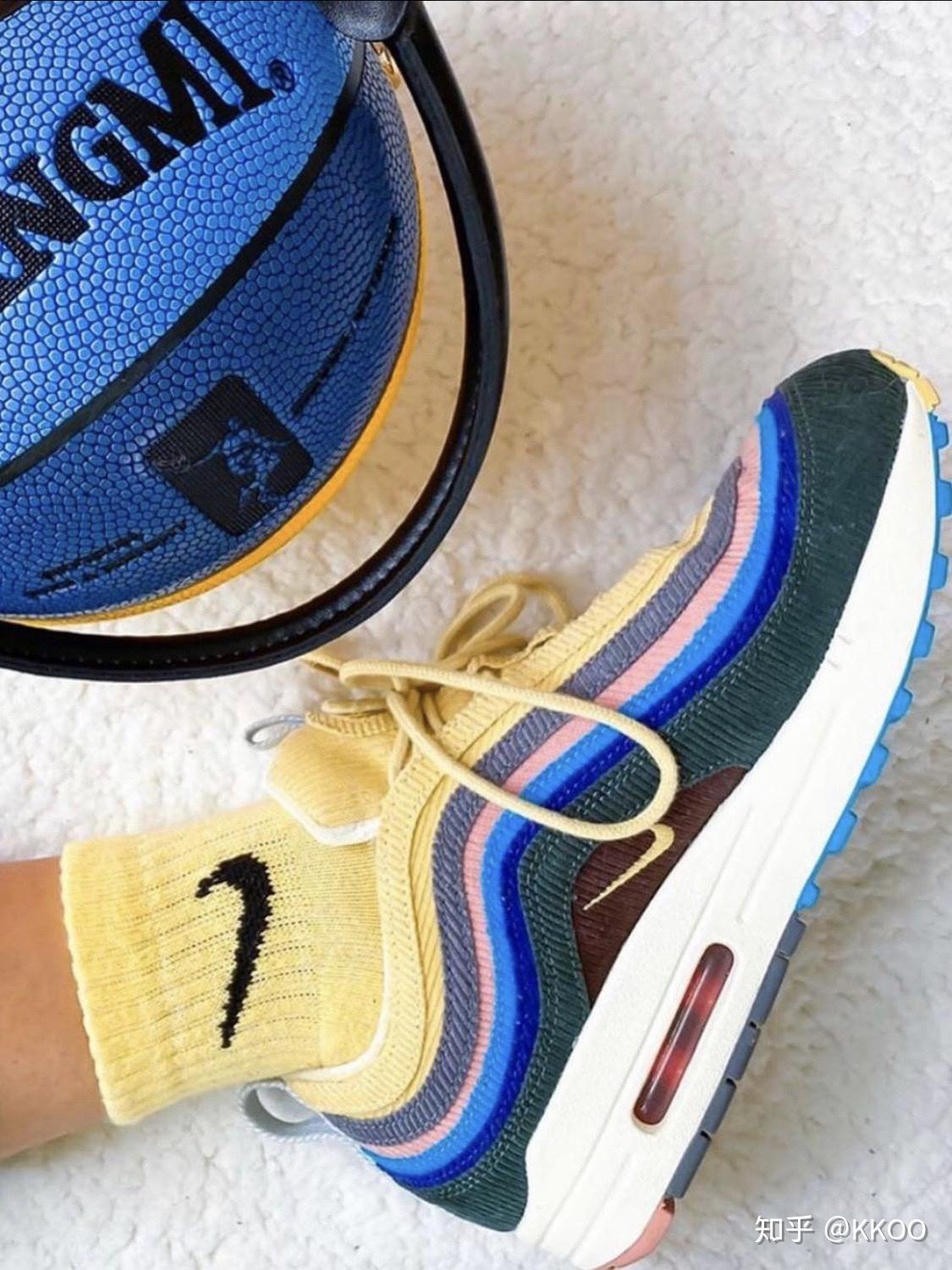 airmax97灯芯绒怎么搭配好看男生