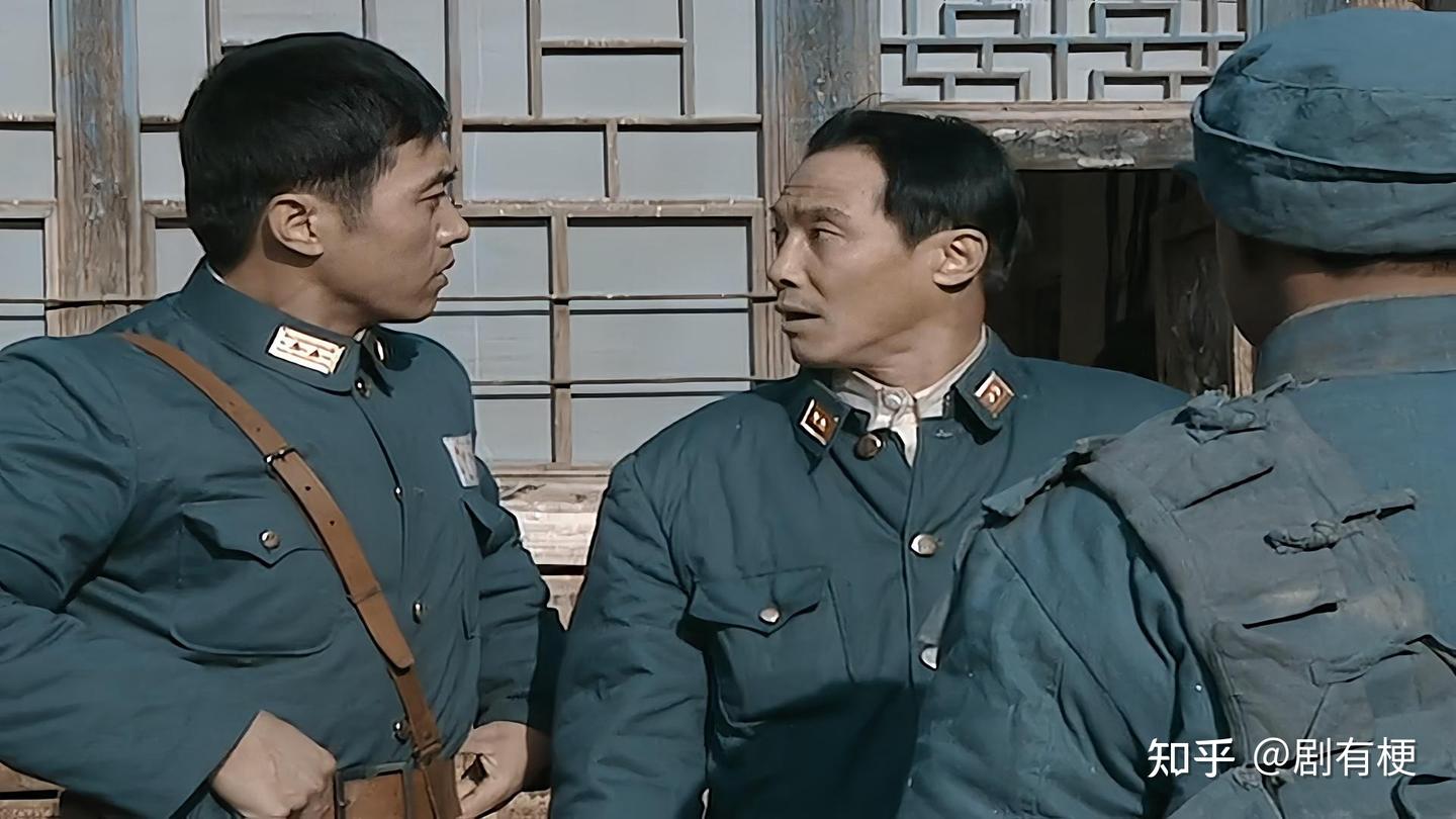 《亮剑》的最大赢家,钱伯钧反水失败被杀,他躺着当上一营营长 - 知乎