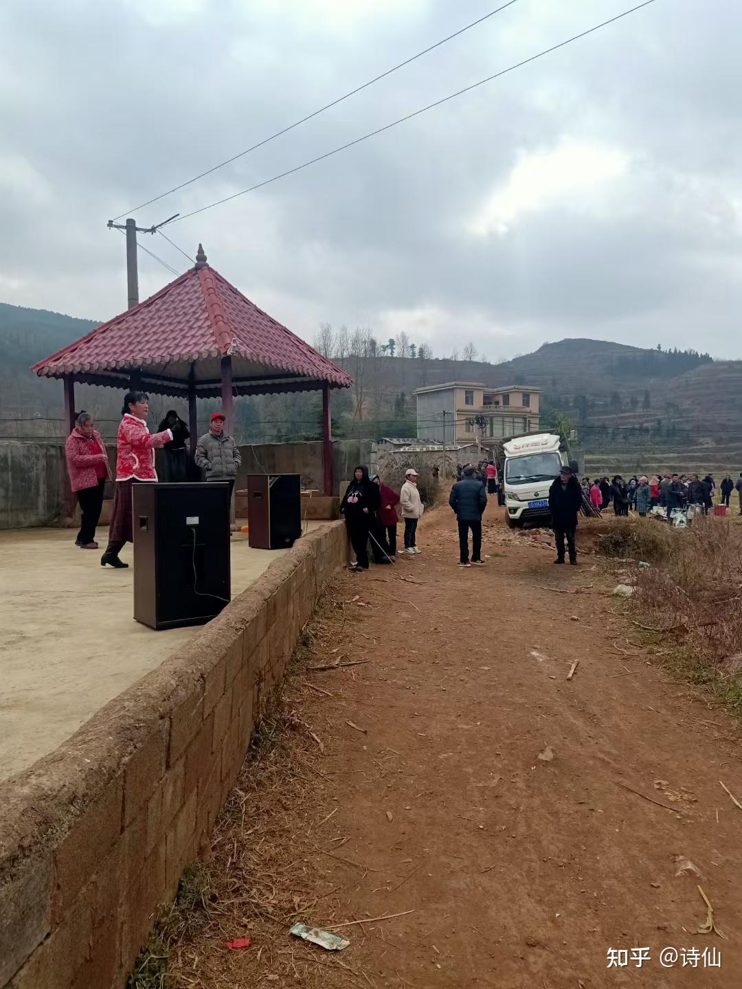 云南省宣威市羊场镇兔场村委会敖家村