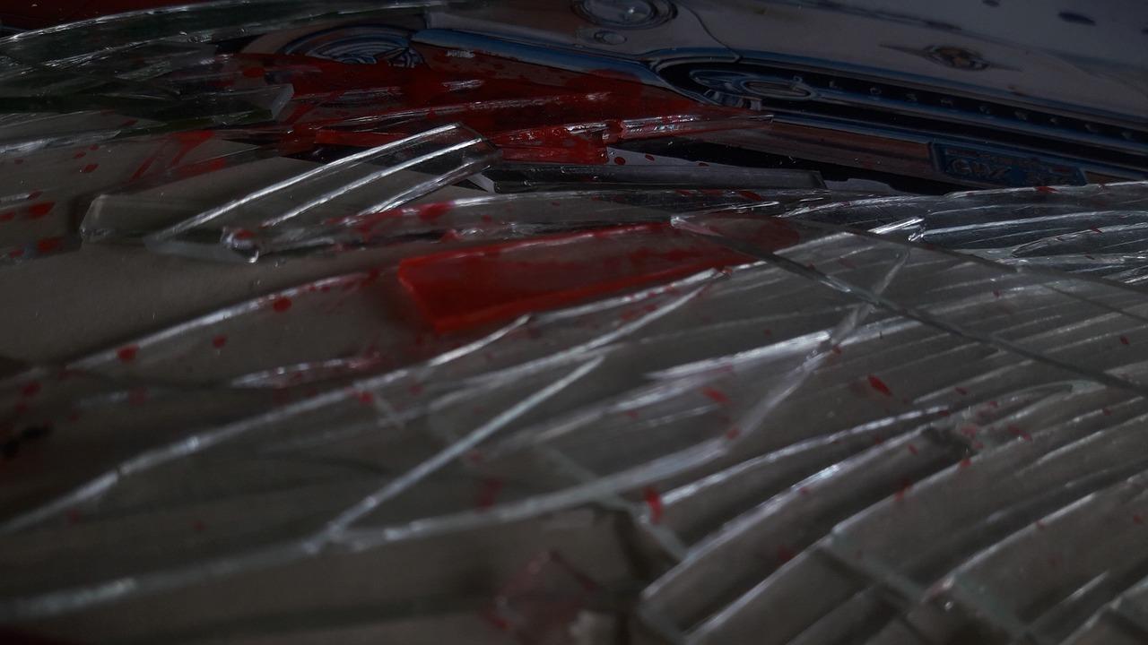 切亚克力用什么刀好