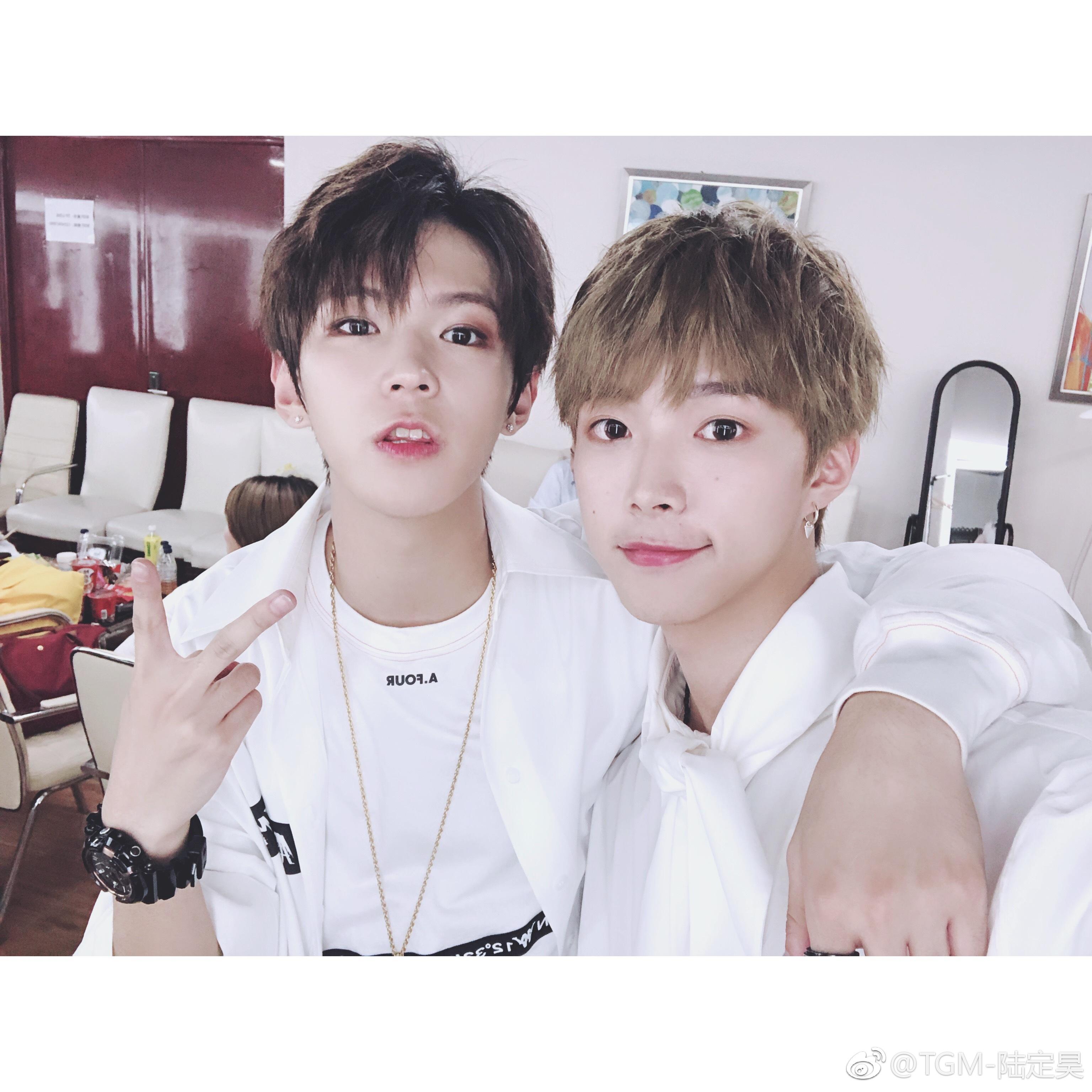 如何评价李希侃新歌