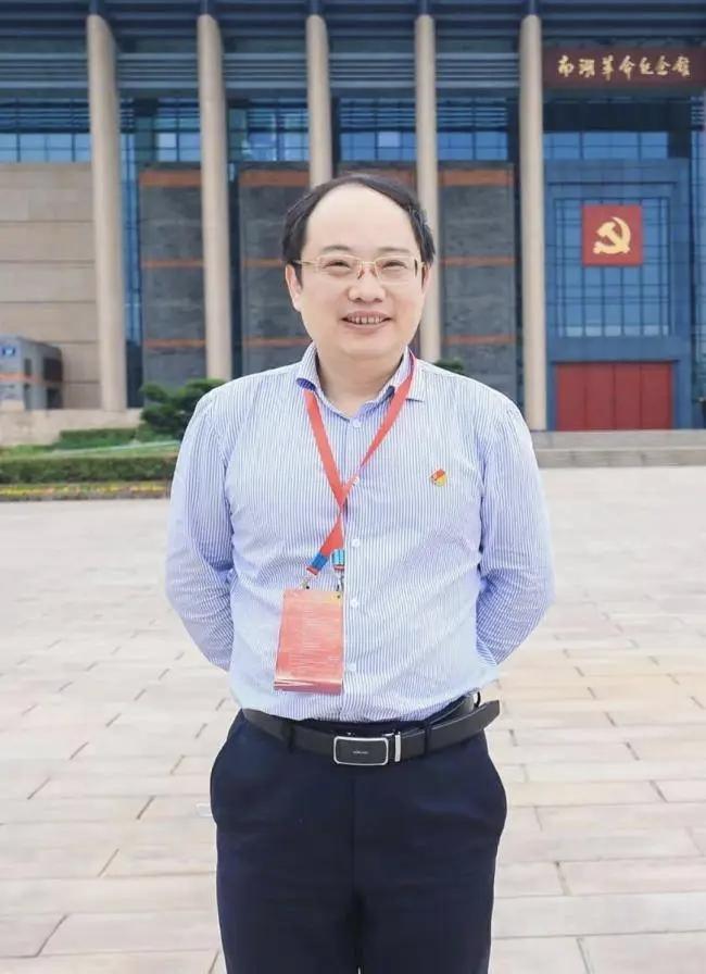 郭伟原本是骗补的,一不小心成了大学博导,还想评院士 - 知乎