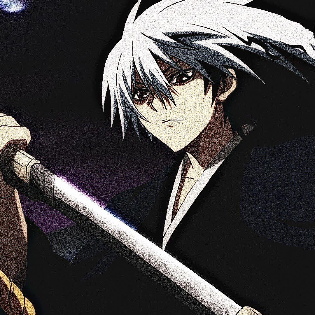 有没有特别像云深的动漫头像一头银发桀骜不驯