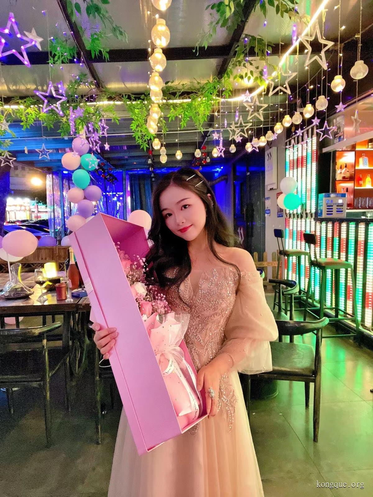 图片[12]-鱼鱼足影 – 全套足袜写真&视频[91期-2024.8]-佳人吧