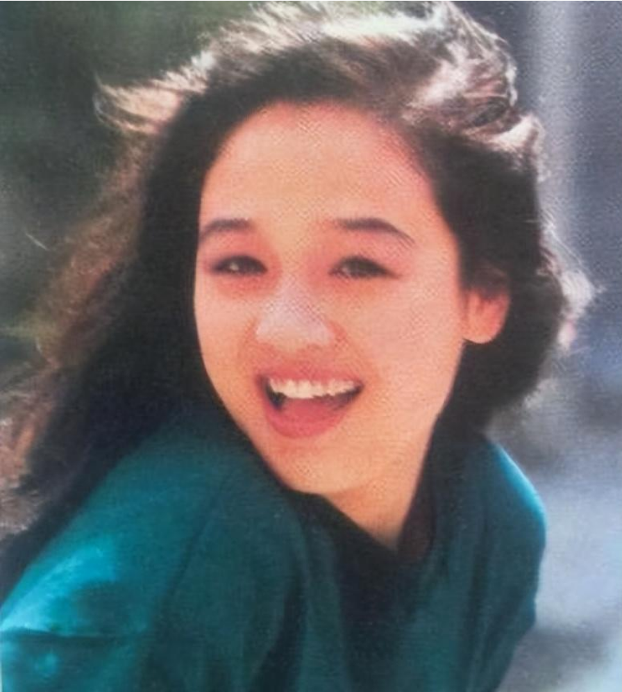曾经跟巩俐并称五朵金花的演员伍宇娟,如今现状怎么样? - 知乎