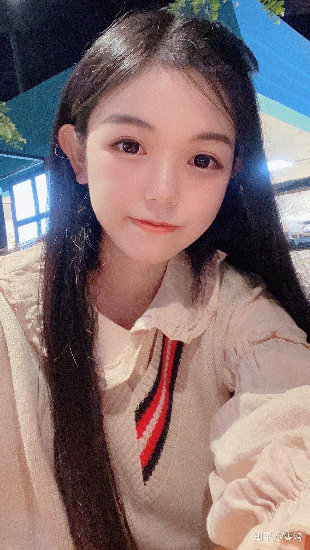 封茗囧菌的线下和微博的照片差别大码吗各位线下见过的可以说一下嘛