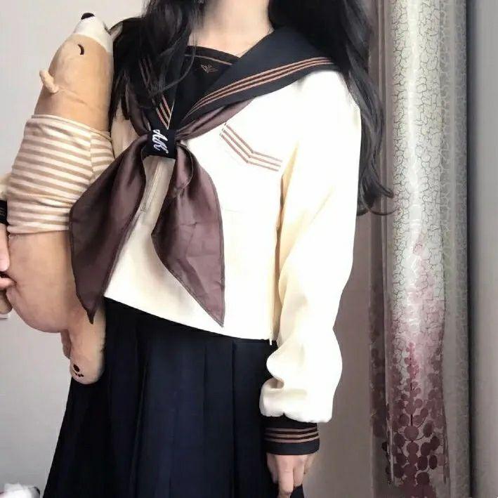 有没有不露脸不露腿的女生头像