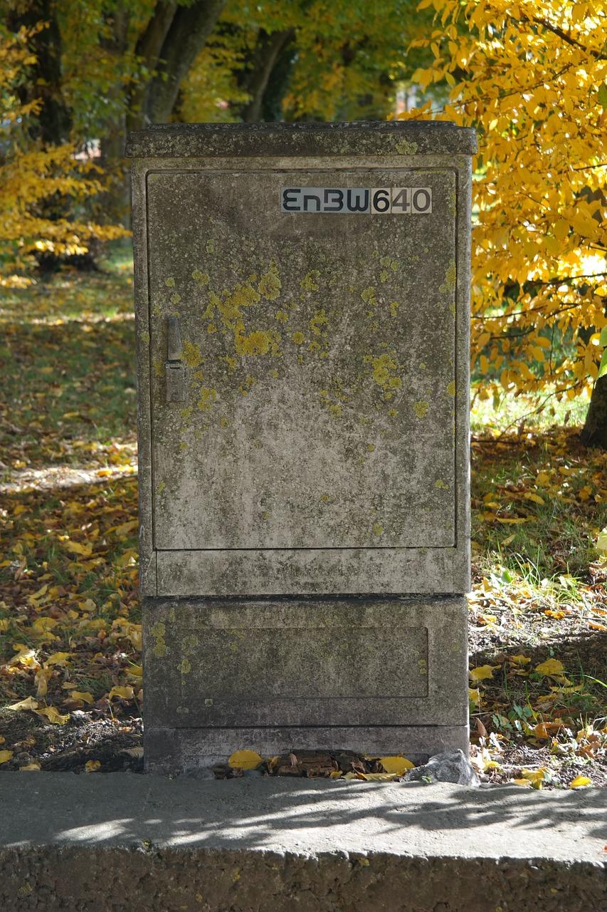 一个开关面板多少钱一个