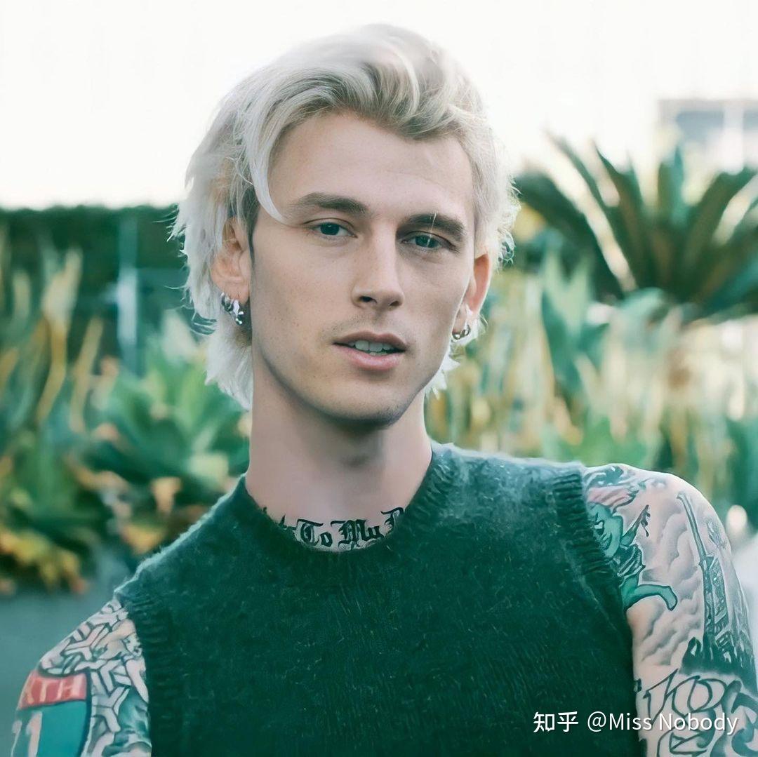 怎么评价machine gun kelly这位白人rapper?