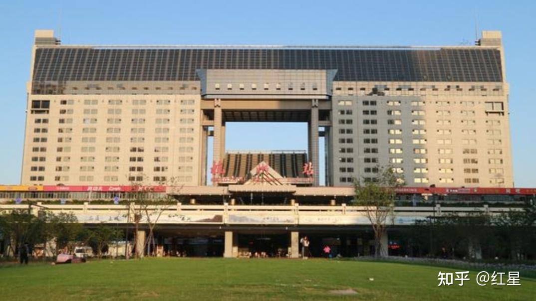 杭州火车站是哪个?和城站是一个吗?导航的话导城站还是杭州火车站? - 