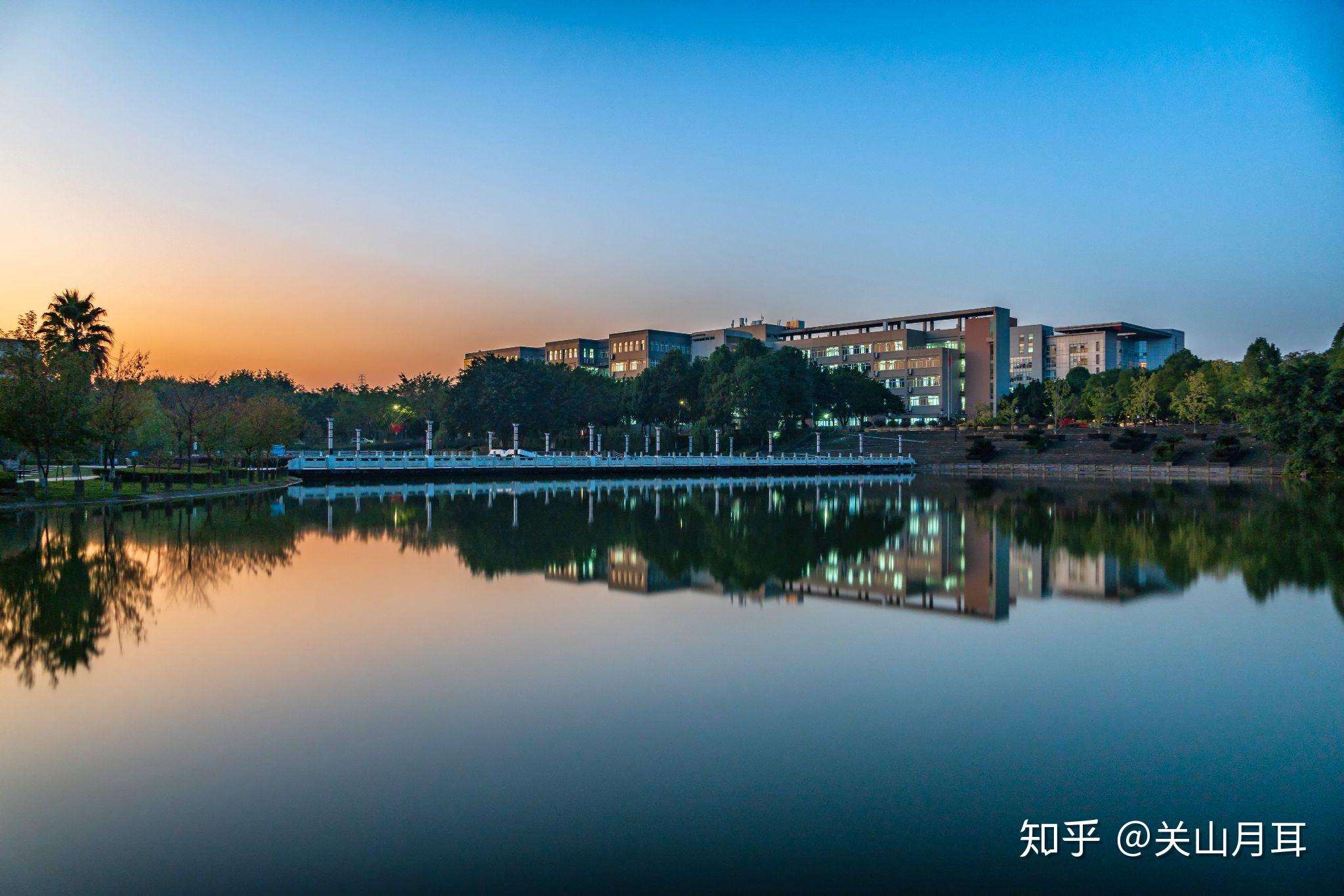 西南政法大学的校园风景如何? - 知乎