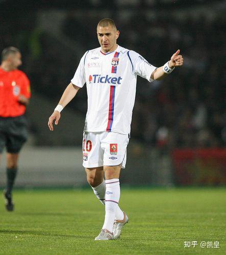 皇马球员本泽马的职业生涯是否被严重低估了