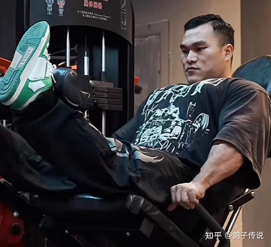 突发!曝30岁健美冠军王昆去世,知情人曝细节,浑身肌肉血管暴起 - 知乎