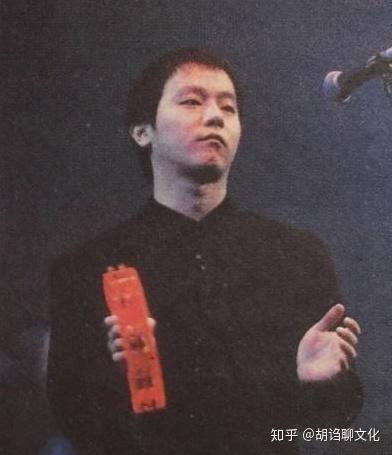 为什么窦唯辛辛苦几年做出来的专辑销量并不好？