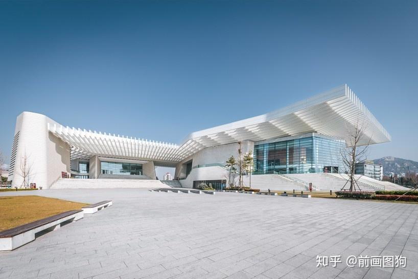 如何评价mad设计的义乌大剧院