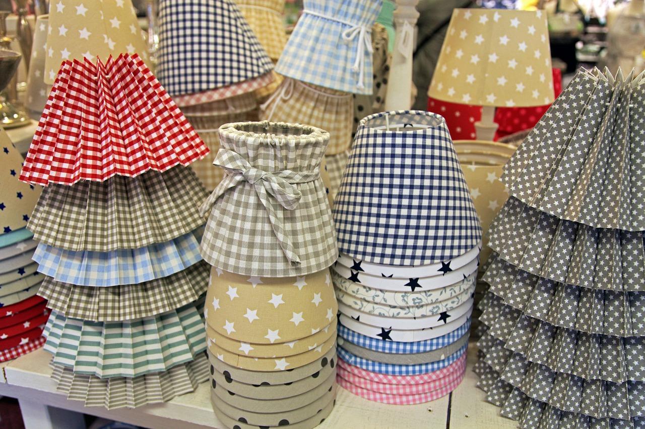 大灯灯罩怎么拆卸