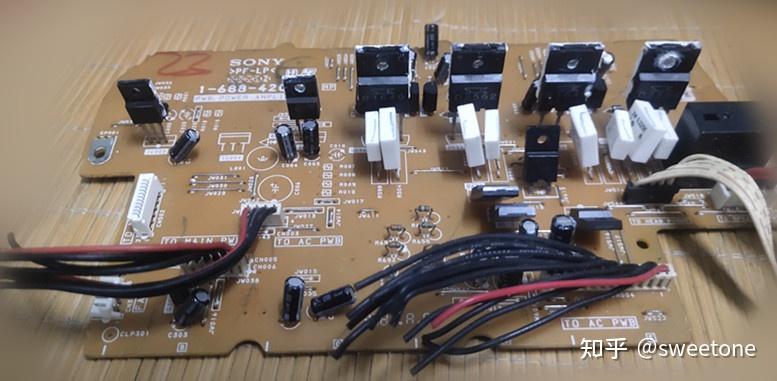 用AI工具也没有找到的SONY 1-688-420-12 功放板实测电路图