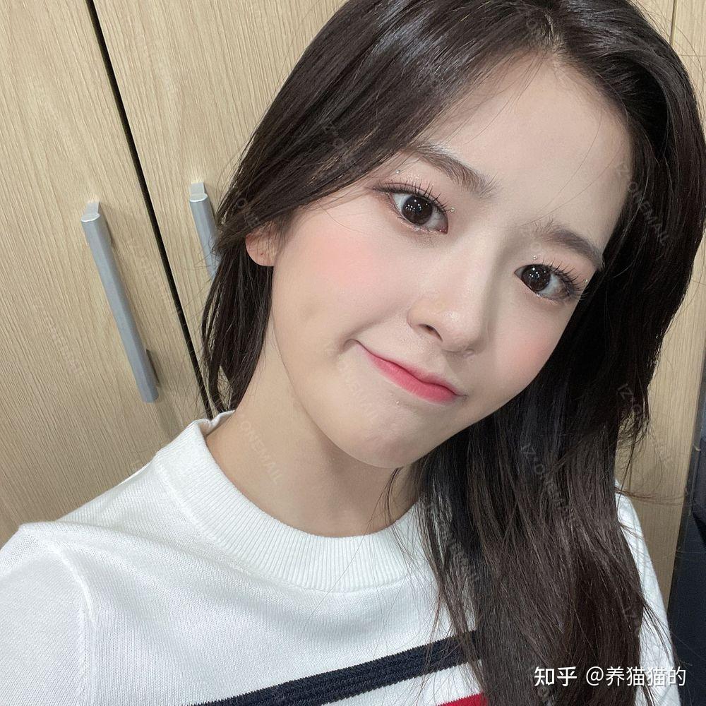 有没有高度近视也漂亮的女孩子呀? - 知乎