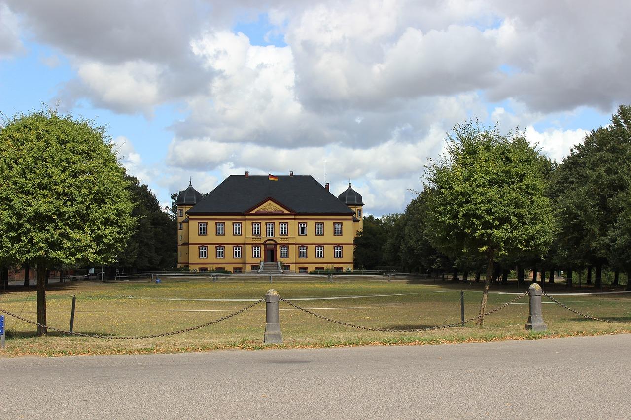 佘山别墅大概多少钱