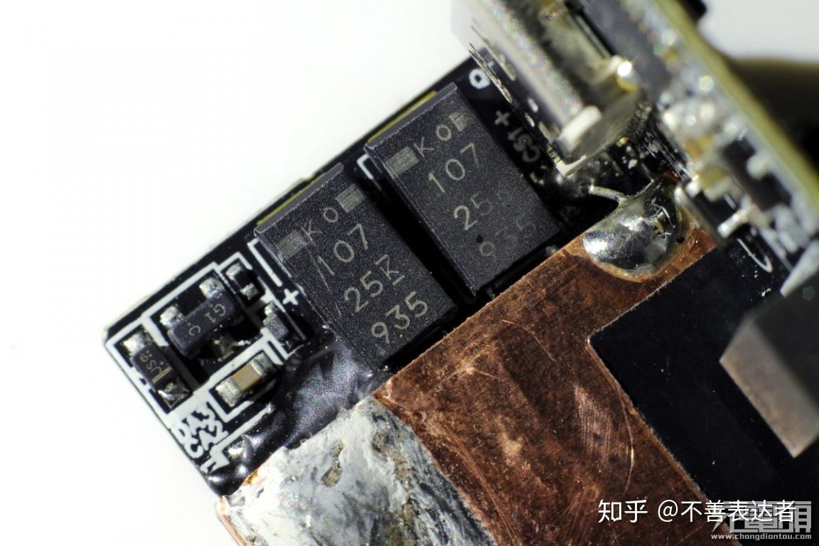 小米氮化镓(GaN)快充用了哪些元器件?  第60张 小米氮化镓(GaN)快充用了哪些元器件?  第60张