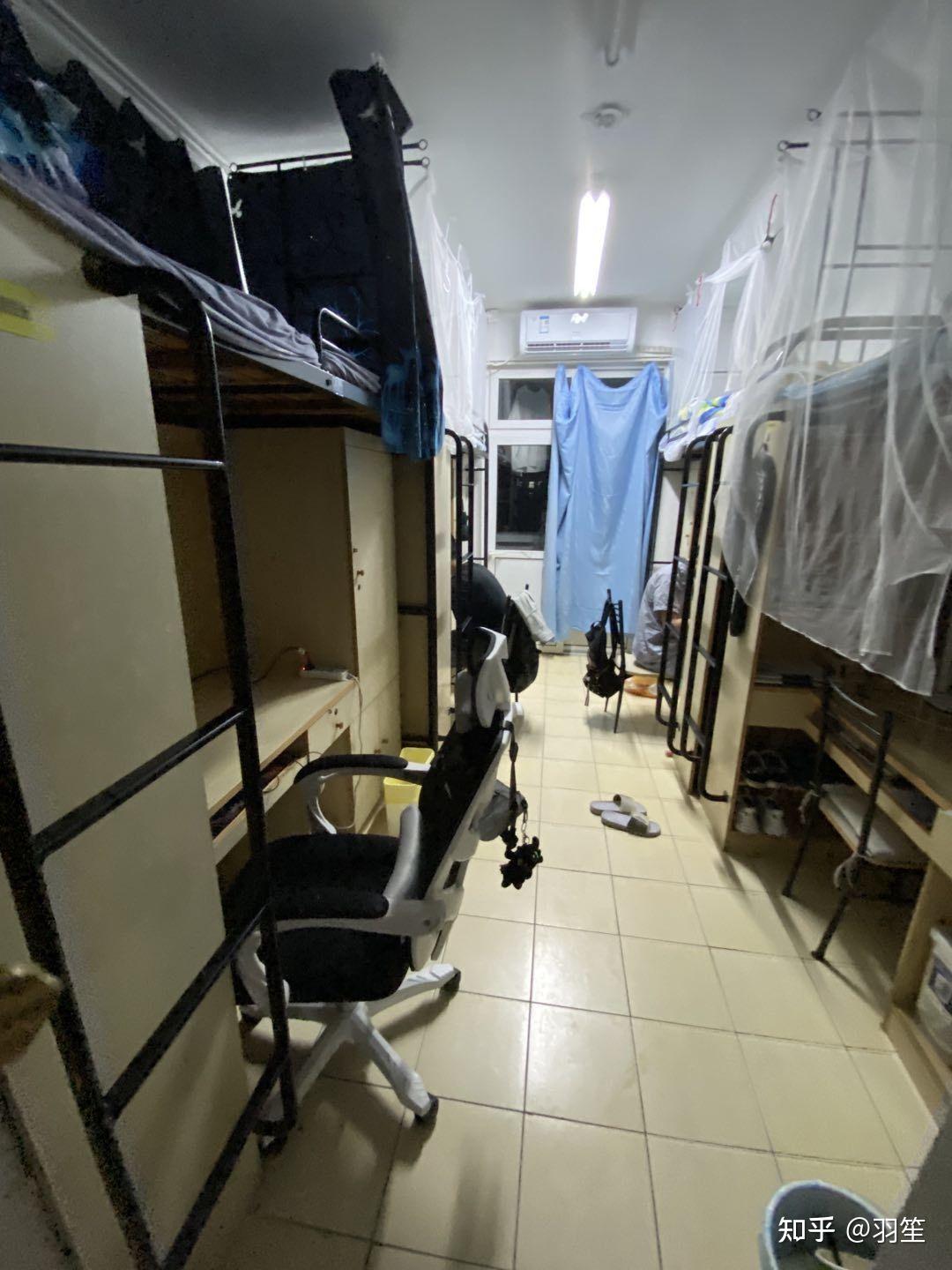 宿舍条件怎么样有没有空调?学校老旧吗?吃的贵不贵? - 知乎