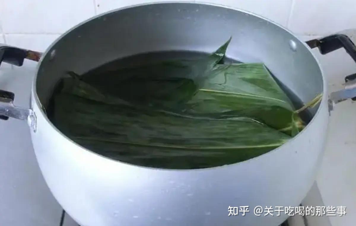 处理粽叶时，别直接入锅煮，多做1步，粽叶柔韧好包，香味足 - 知乎