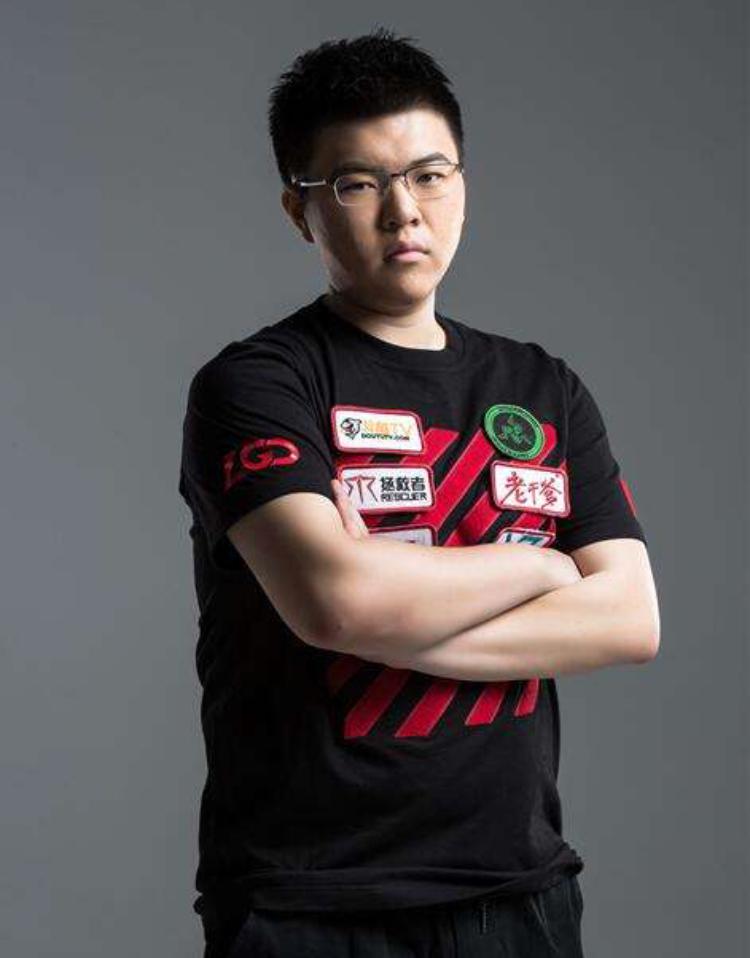 如何评价英雄联盟退役选手godv韦神