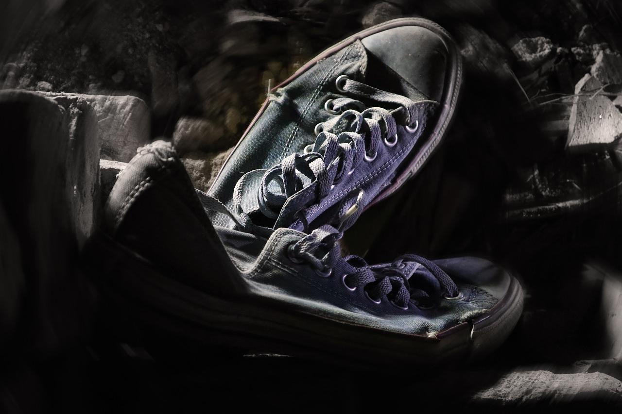 包包上溢胶怎么处理