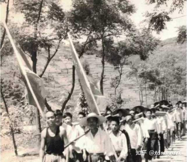 老照片 ：1976年六都寨水库建设场景 。 - 知乎