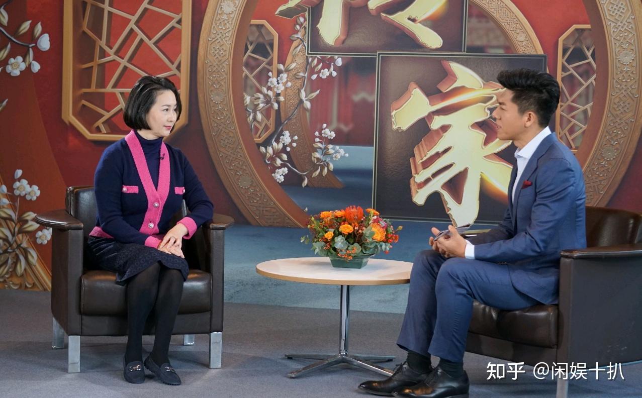 冯硕:从内蒙古走出的著名主持,3次转变身份,5地辗转在央视成就梦想,对家乡一往情深 - 知乎
