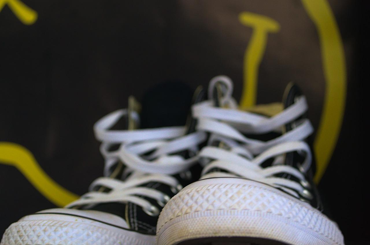 2. 鞋底耐磨度解析