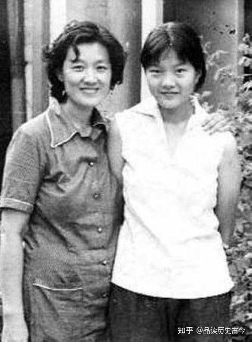 末代名媛章含之:章士钊养女,乔冠华夫人,离婚案毛主席亲自过问 - 知乎