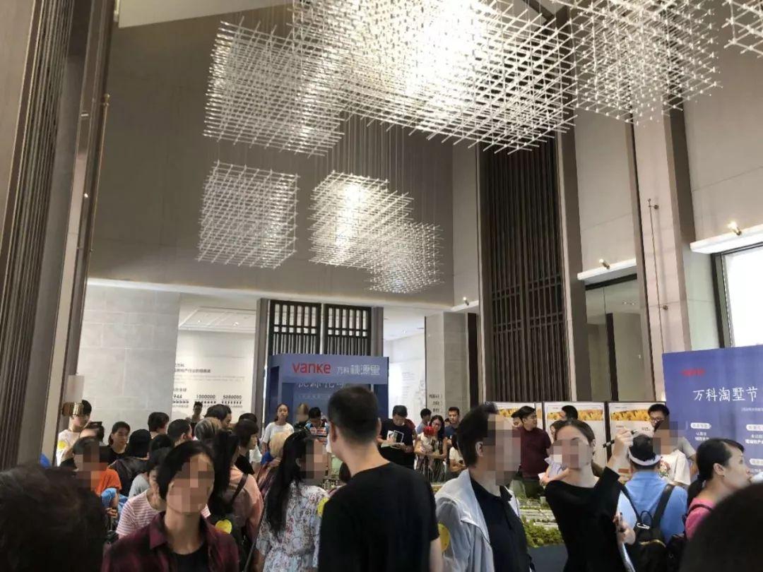 五开五罄!广州万科这个盘9999元/平起,双11还送N重礼 - 知乎