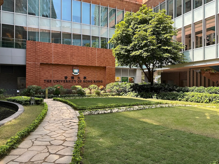 QS排名贼靠前,但都虚高的几所大学! - 知乎