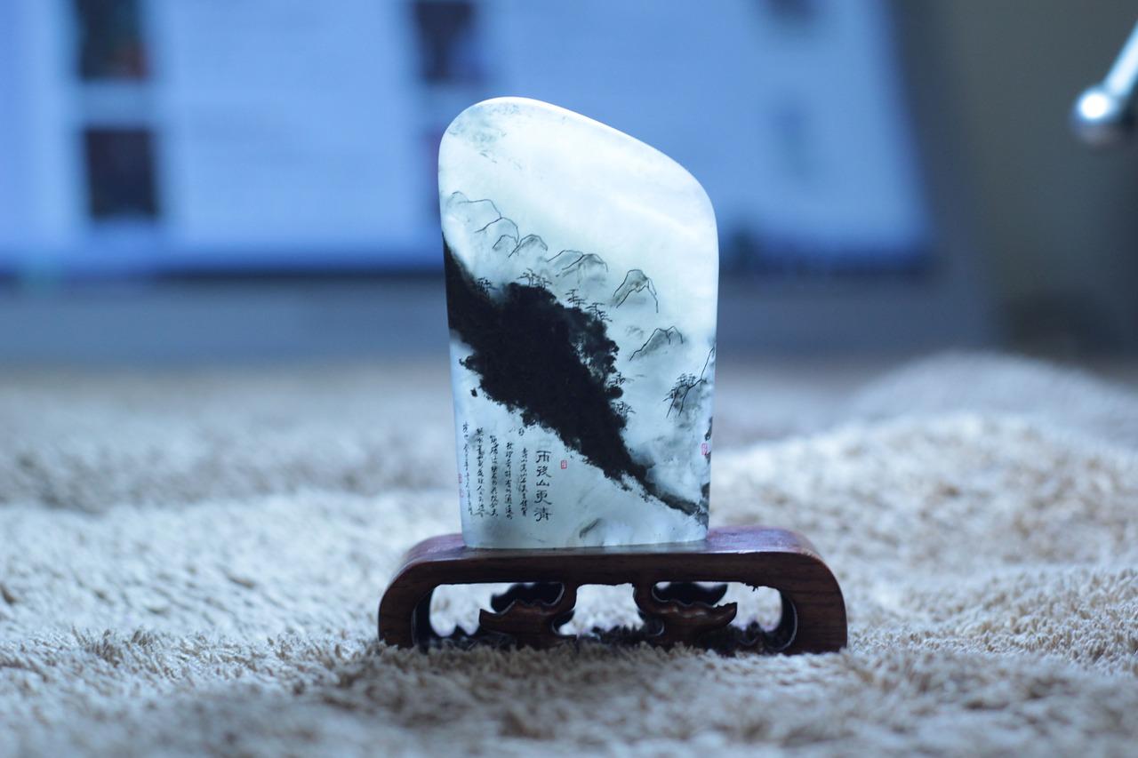 鸡血石如何保养