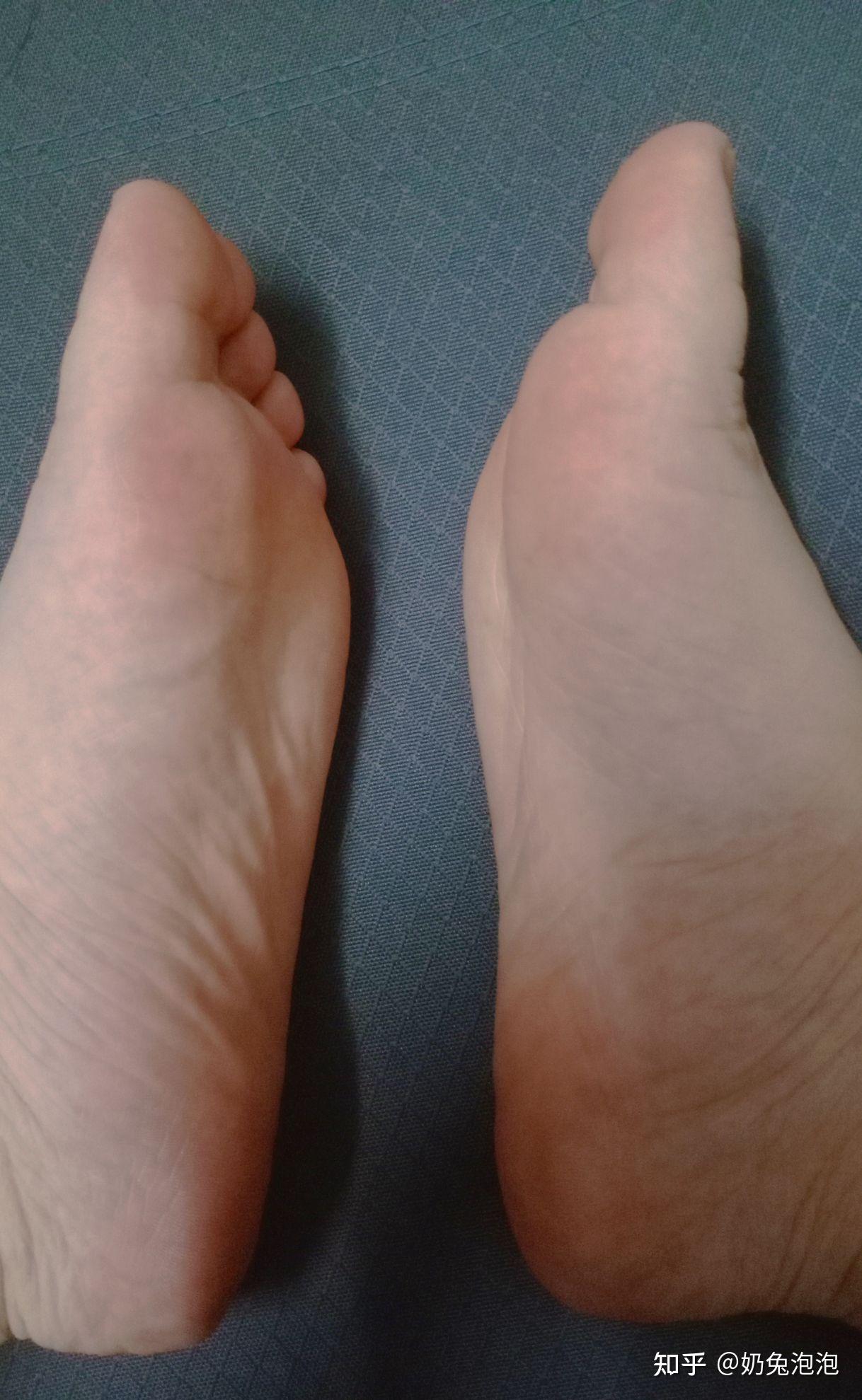 什么样的脚底脚型看上去比较好看? - 知乎