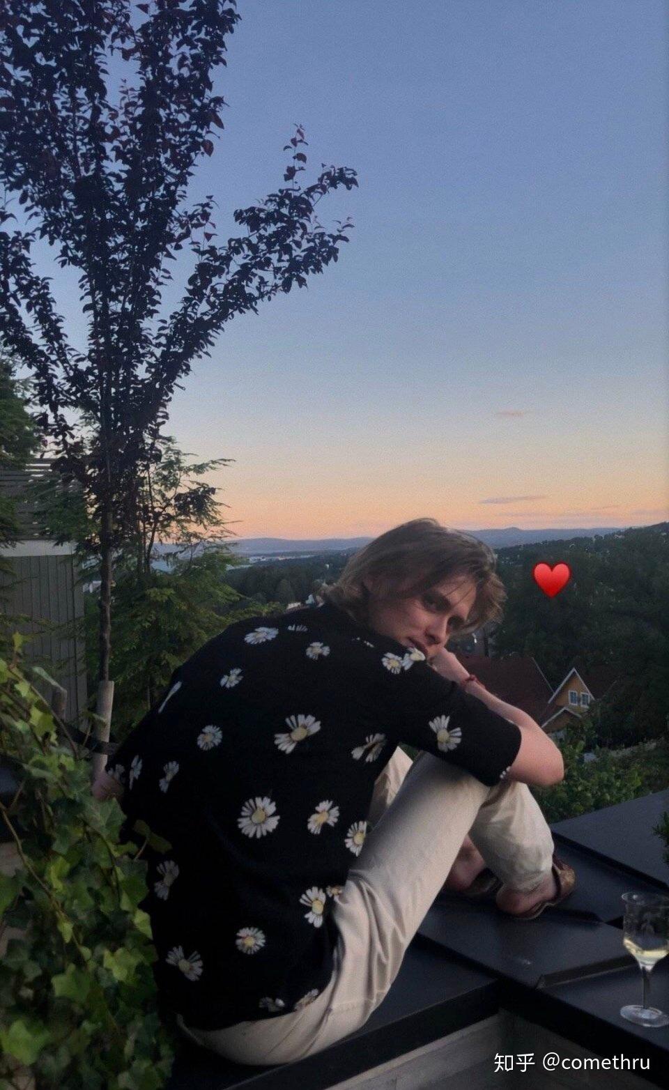 想要北欧小哥哥henrikholm高清大图