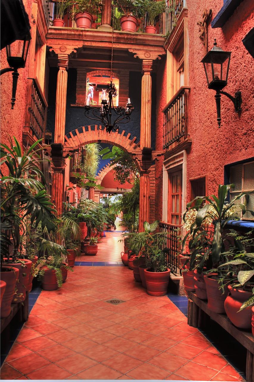 隔个房间大概多少钱