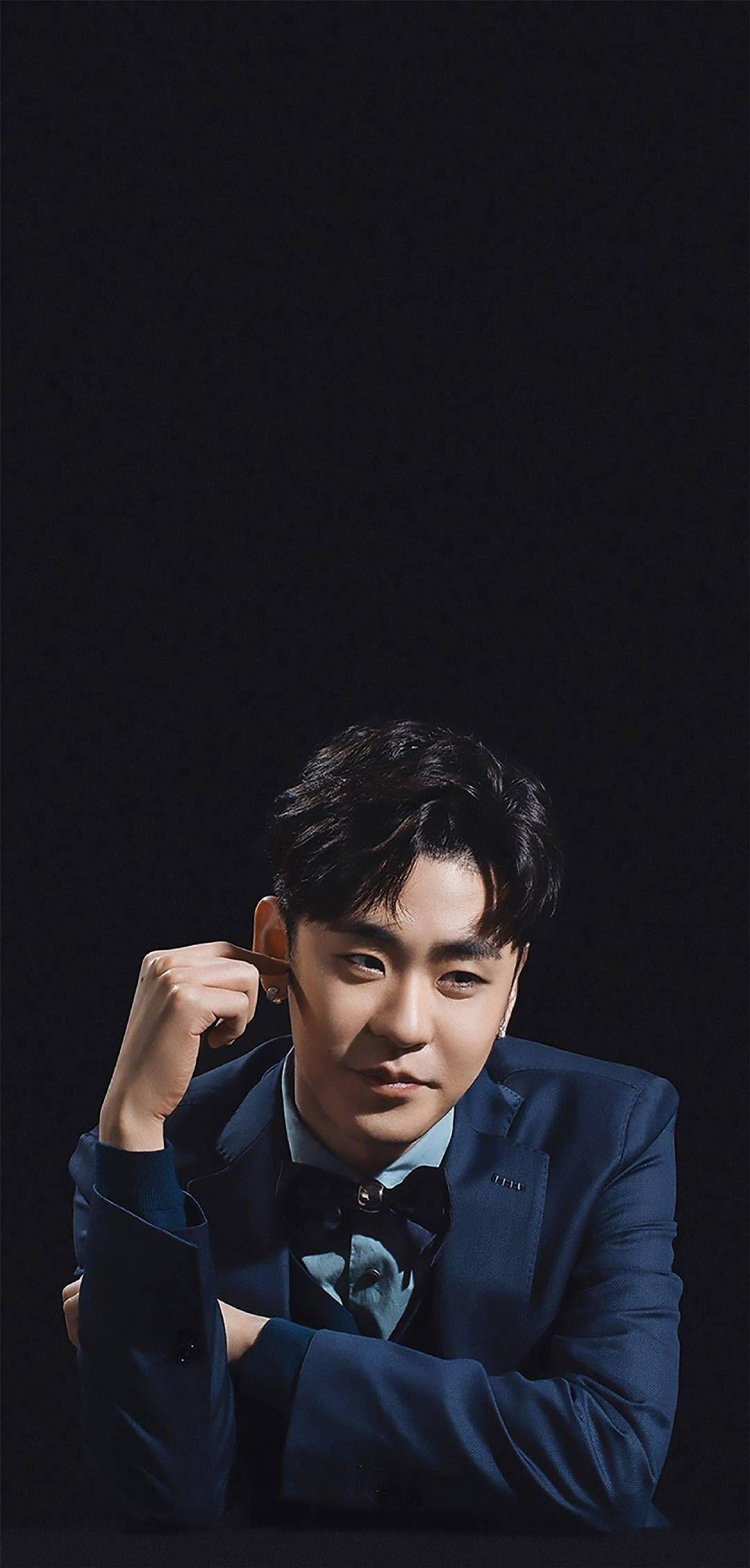 在张云雷拍摄过的杂志和写真中你最喜欢他哪一组风格的造型接下来你还