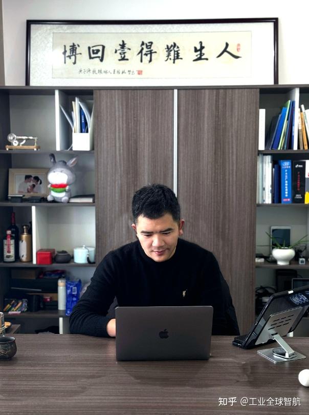 专访中国人工智能委员会副理事长李微:推动产业链供应链优化升级,助力新质生产力发展 - 知乎