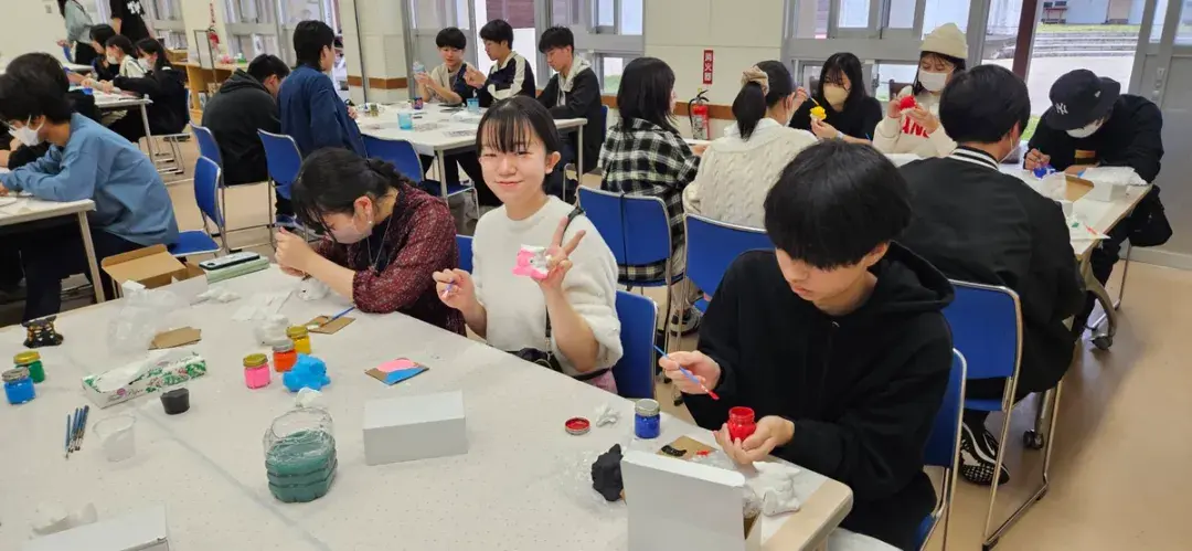 请输入图片描述