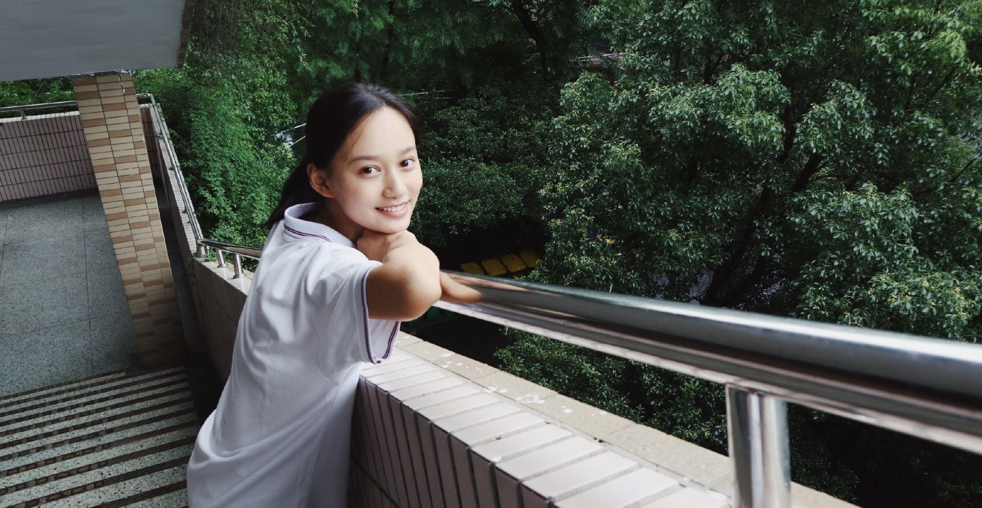 如何评价上戏,北电,中传表演艺考第一名的夏梦?