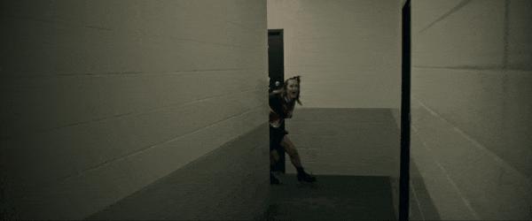 《平安夜，杀人夜》尺度拉满，限制级狂欢！